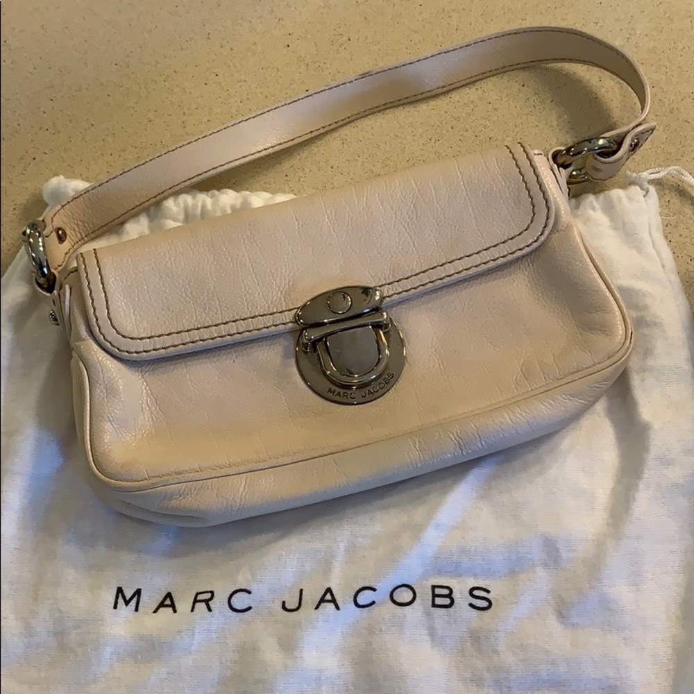 Authentic Marc Jacobs Leather Shoulder Bag